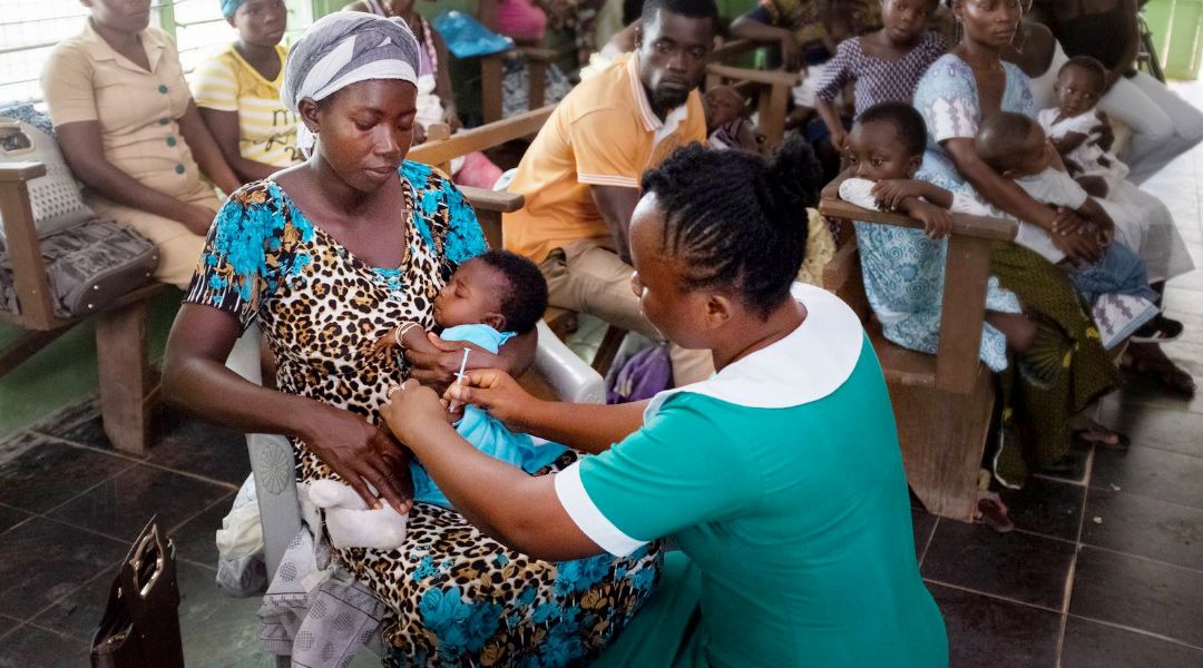 Vacunación contra la malaria